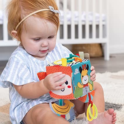 Khối Đồ Chơi Khám Phá Kiêm Gặm Nướu Cho Bé Sơ Sinh INFANTINO Peek Seek Sensory Discovery Cube - Sản Phẩm Chính Hãng