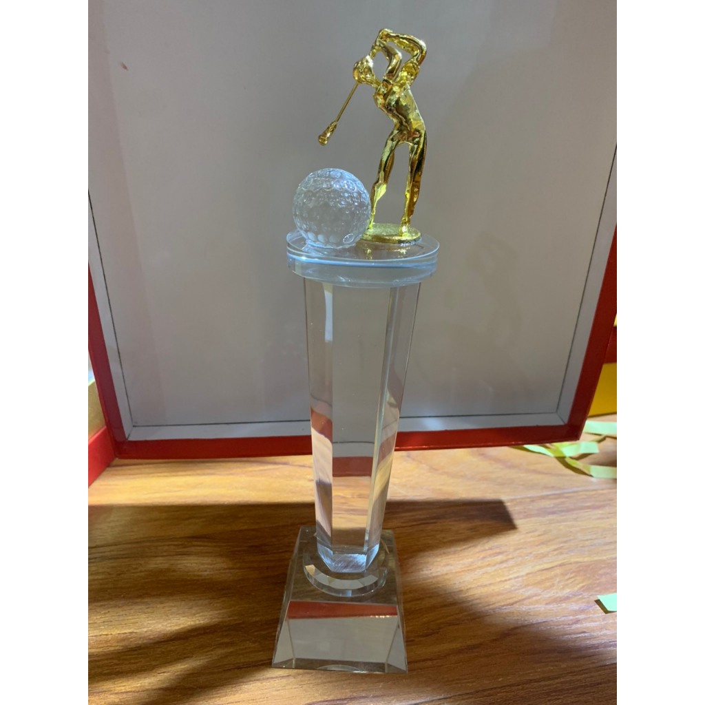 Cúp Lưu Niệm Golf Pha Lê - hình thật - KHÁCH IN CÚP VUI LÒNG INBOX SHOP TRƯỚC KHI ĐẶT