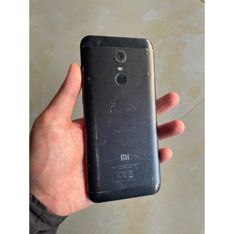 Điện thoại xác xiaomi redmi 5 plus