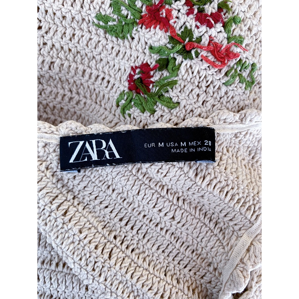 Áo 2 dây len móc thêu hoạ tiết hoa lá vintage secondhand