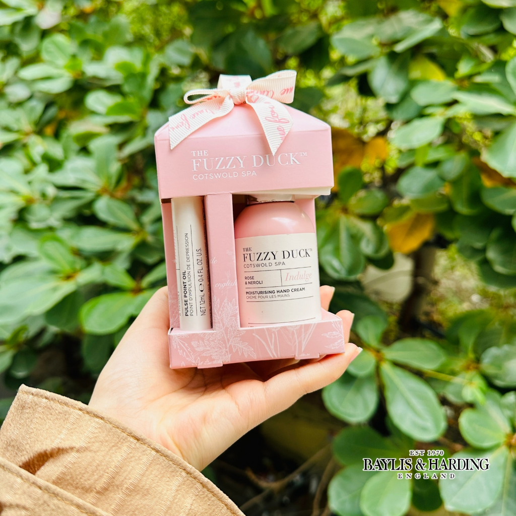 Bộ quà tặng 2 món chăm sóc da hương hoa hồng và Neroli - Baylis&Harding The Fuzzy Duck Cotswold Spa