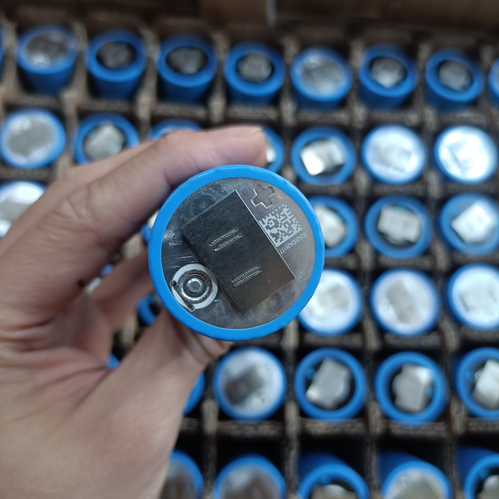 Pin sắt photphat EVE 3.2v 15Ah hàn sẵn kẽm