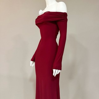 TADstore - Andea Dress đầm maxi trễ vai tay dài