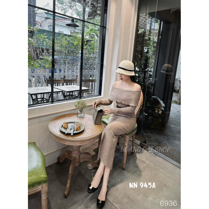 Váy len trễ vai tay dài kèm dây lưng