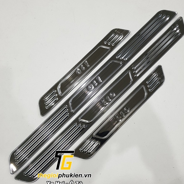 Ốp bậc cửa, Nẹp bước chân trong, ngoài xe Hyundai I10 2021 2022, 2023 - 2015 vân Titan cao cấp