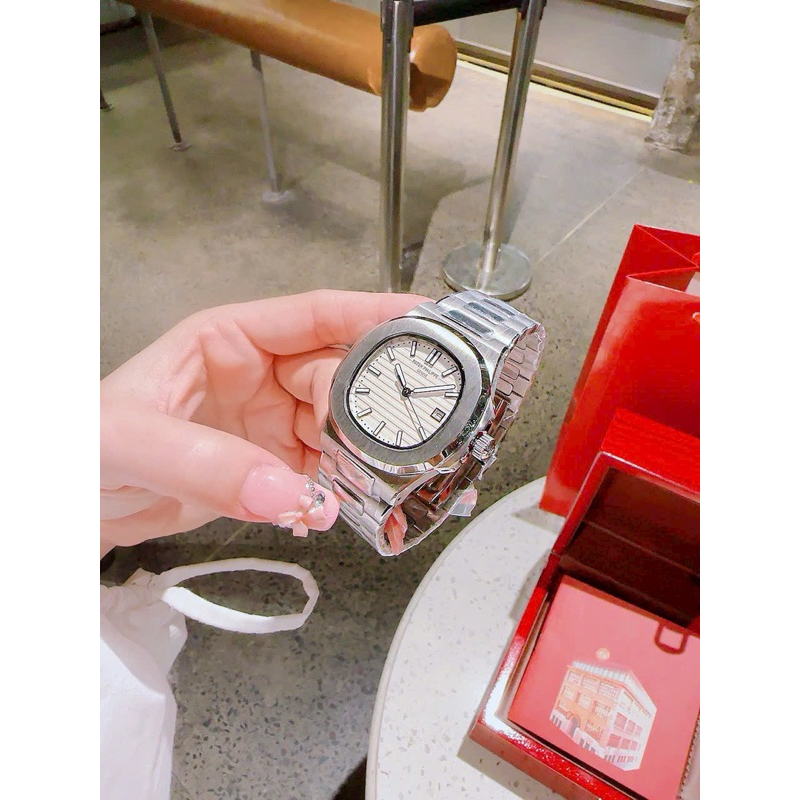 Đồng hồ nam Patek Phillipe Nautilus 5711