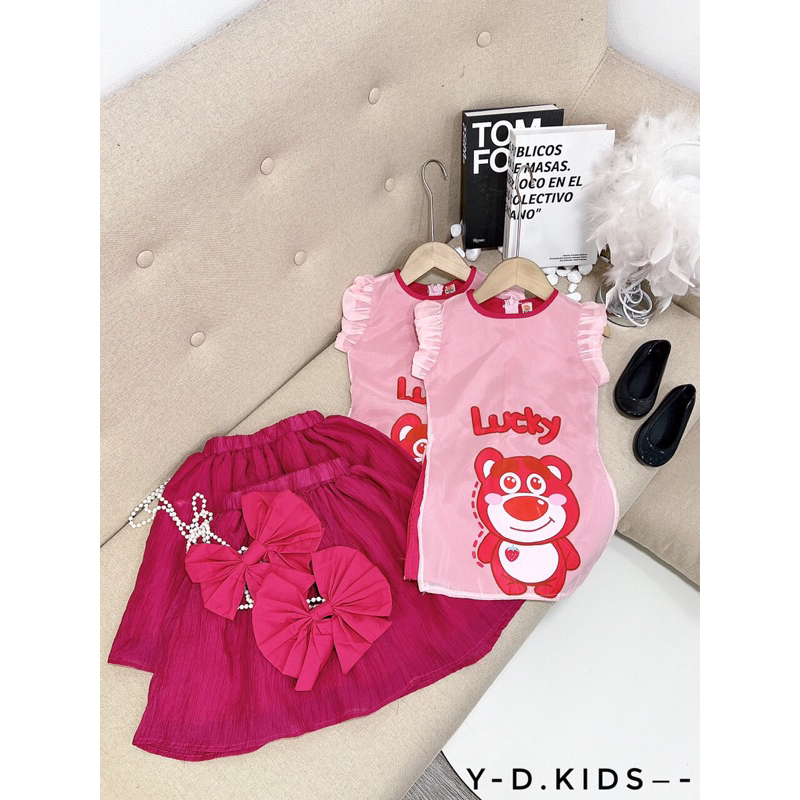 Áo dài gấu dâu kèm nơ đeo chéo cho bé gái 8-30kg siêu đẹp , áo dài cách tân bé gái