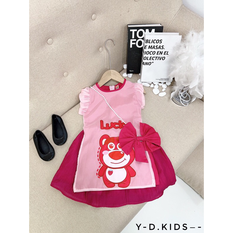 Áo dài gấu dâu kèm nơ đeo chéo cho bé gái 8-30kg siêu đẹp , áo dài cách tân bé gái