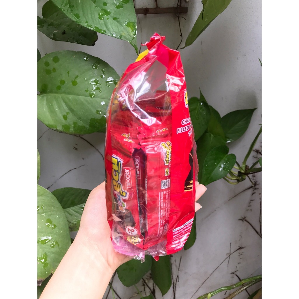 Bánh Xốp Tivoli Phủ Sôcôla Nhân Kem Sôcôla