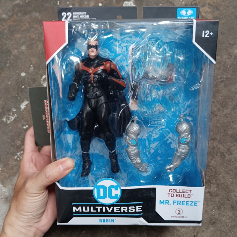 Mô hình McFarlane Robin  có sẵn