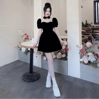Váy nhung phối lưới chấm bi cổ bẻ