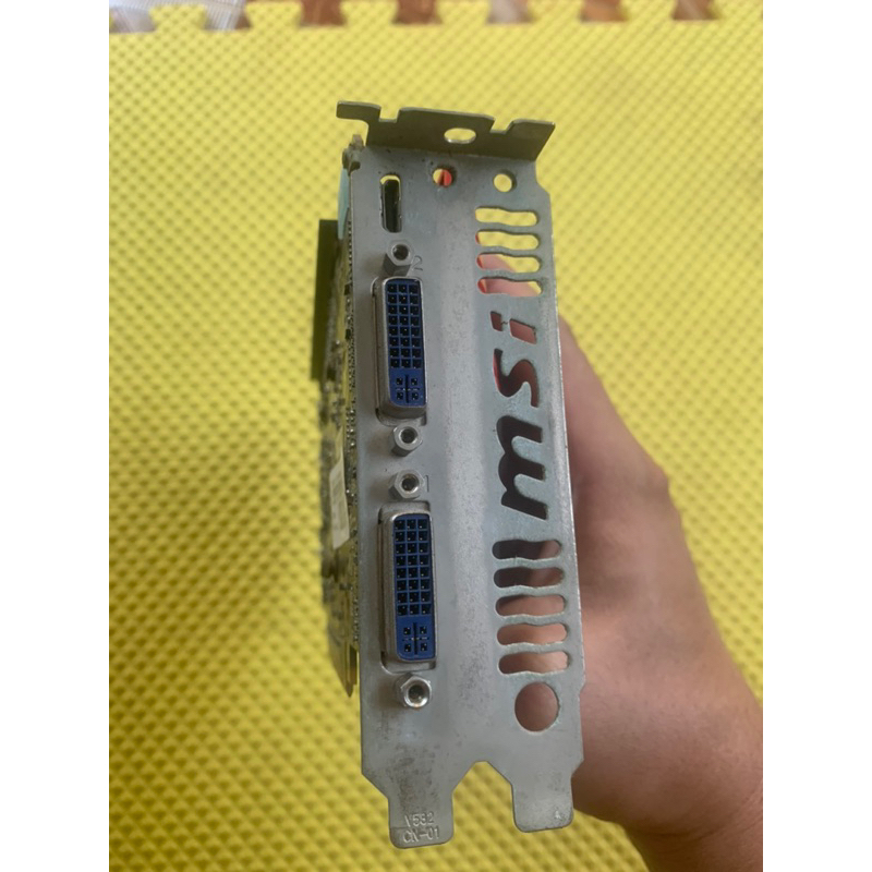 Card đồ hoạ msi gtx550ti