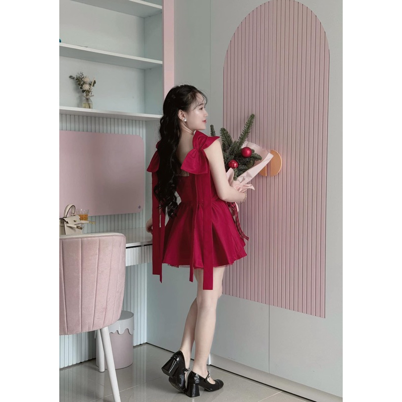 ĐẦM CÚP NƠ XOÈ