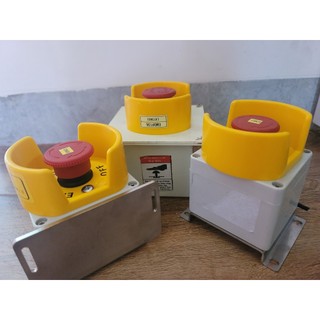 Hộp nút dừng khẩn cấp phi 40 Omron (hàng tháo máy, như hình)