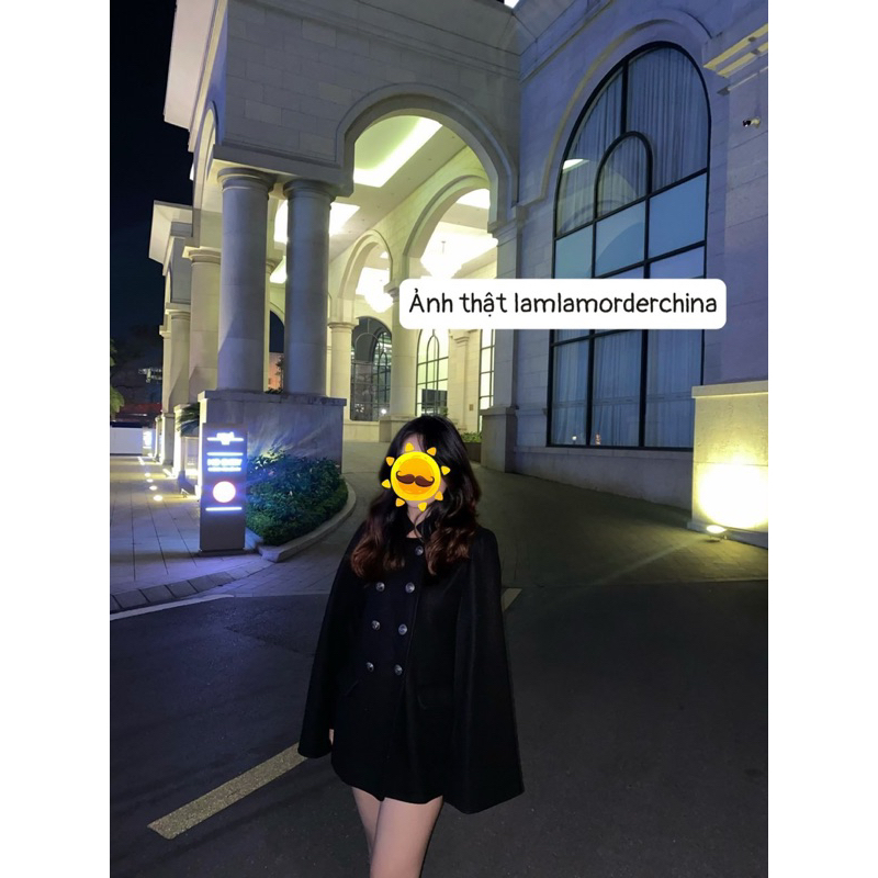 Áo choàng dạ cúc đồng hoàng gia