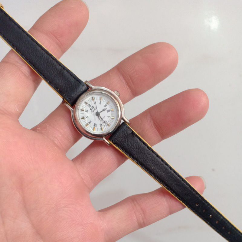 Đồng hồ nữ si nhật dây da hiệu FUKI độ mới 90%