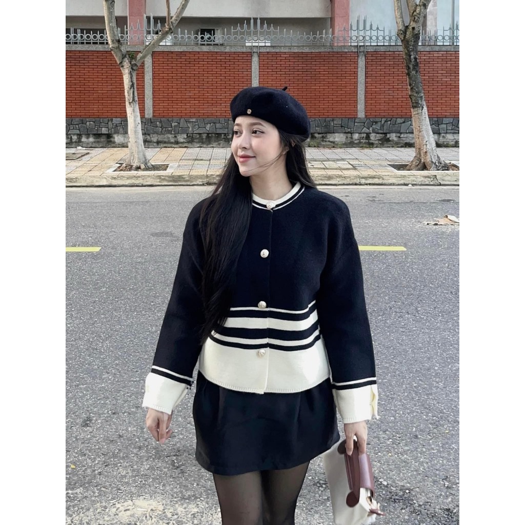 Áo Len Phối Màu Gấu Dưới Vintage