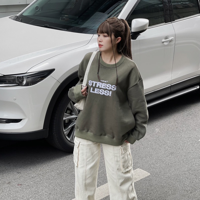 Áo sweater unisex Stress Less nỉ bông form suông rộng rãi