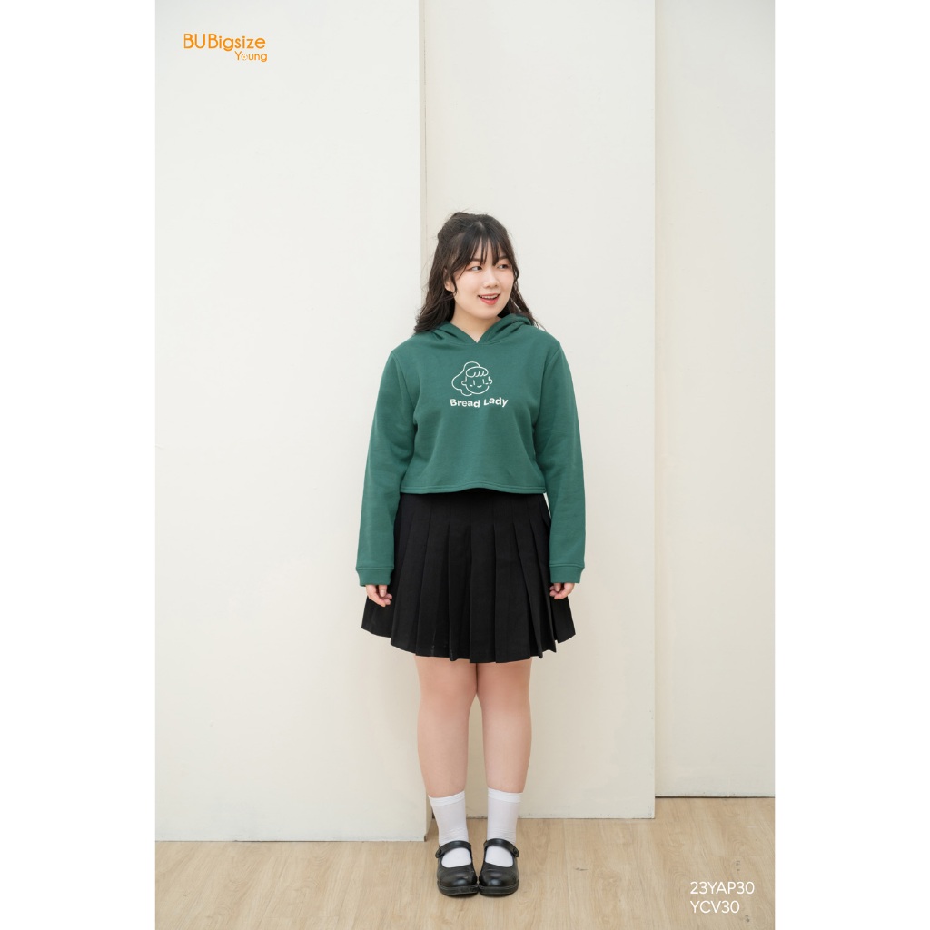 Áo hoodie dáng ngắn có hình thêu BIGSIZE (55kg đến 95kg) - 23YAP30 - [BU Bigsize Young]