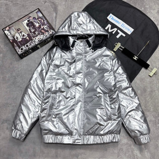 Áo khoác phao bạc nam nữ Dolce poly bóng dập vân chữ Wecome trần bông lót gió 3 lớp mũ phong cách cháy phố xu hướng 2023