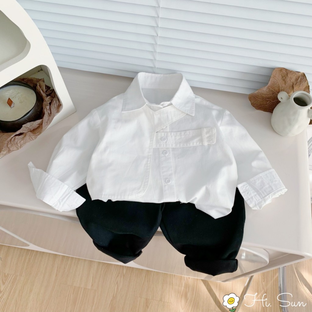 Set sơ mi trắng đắp chéo thân độc đáo