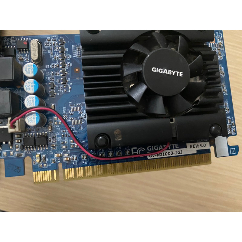 Card màn hình gt210 cũ linhkiensaigongiare