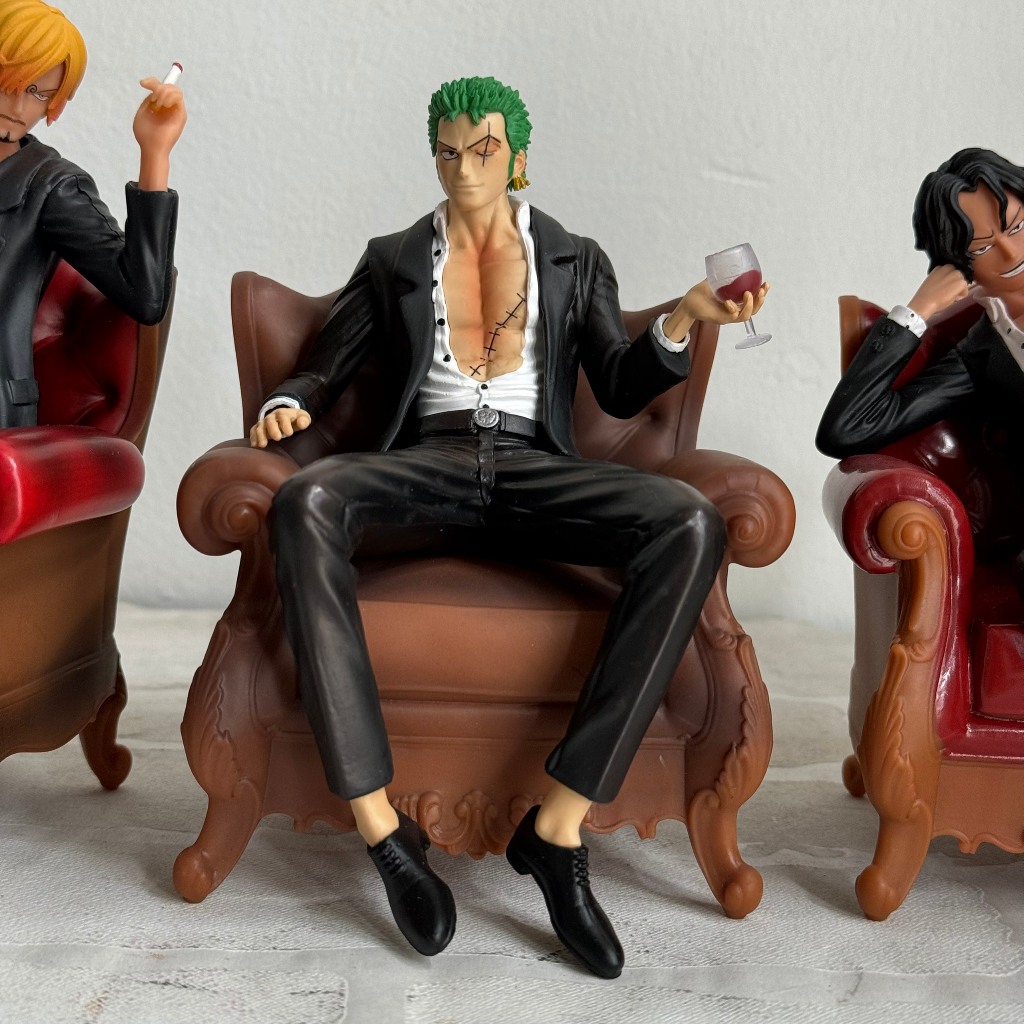 Mô hình Sanji ngồi ghế , Zoro ngồi sofa , Ace ngồi ghế sofa - Mô hình ngồi ghế sofa cao 14cm - One piece figure