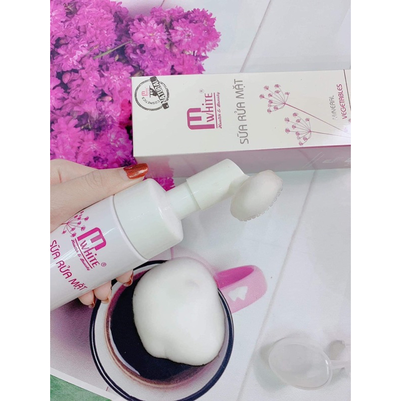 Sữa rửa mặt bọt tuyết Lycopen Mwhite