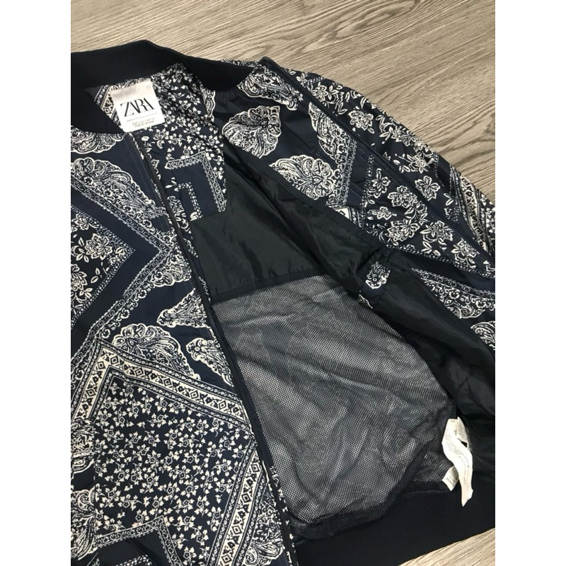 Áo Khoác gió Jacket bomber Zara hoạ tiết