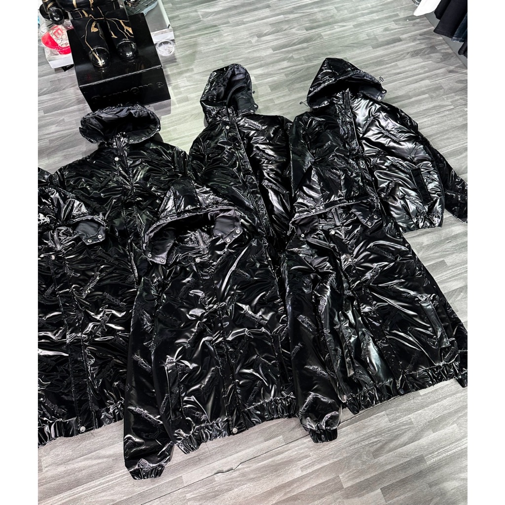 Áo phao nam nữ đen bóng chữ wecome mũ rời