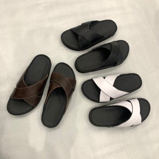 Dép Nam A02 Đế Khâu Cao Su Đúc Da Bò Mũi Tròn Quai Chéo Chữ X