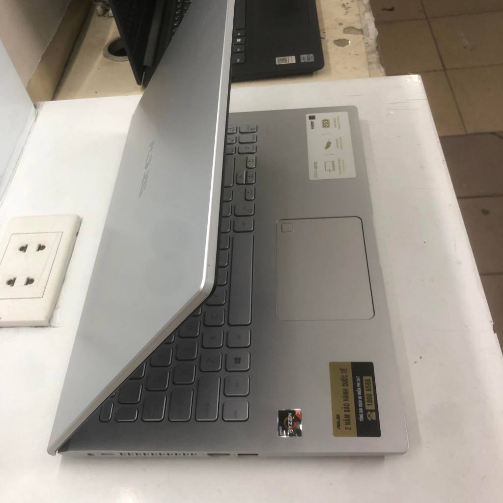 Laptop Asus Vivobook D509DA Ryzen 3-3200U, 8gb ram, 120gb ssd+ 500gb hdd, VGA Radeon Vega 3 Graphics, 15.6 inch Fhd Đẹp