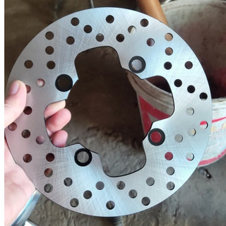 Đĩa sau Exciter 135 ( dĩa thắng phanh dầu kiểu zin Ex135 Yamaha )