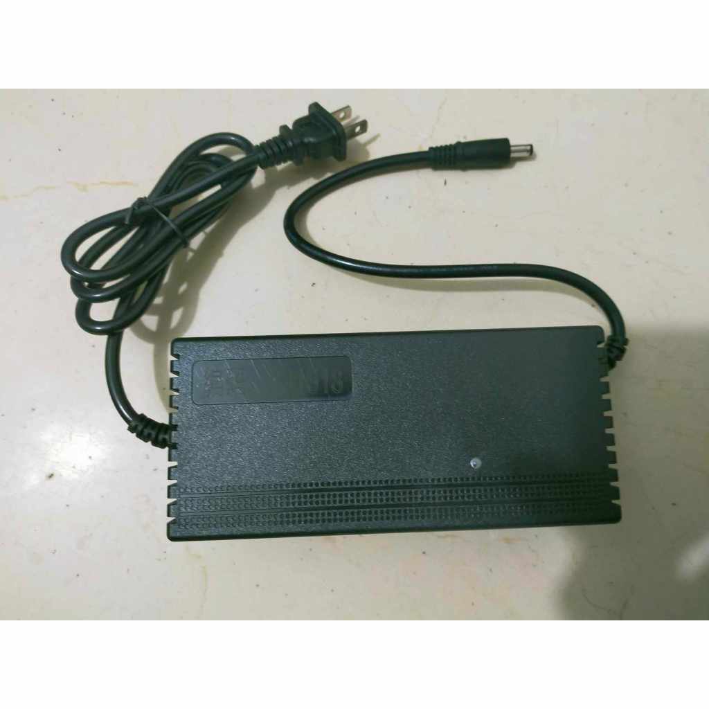 Sạc 4S 14.6V 5A - Sạc 4S 14.6V 10A có quạt và đèn báo đầy, chuyên sạc pin 3,2v lithium