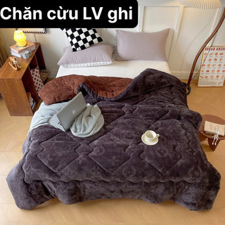 Chăn lông cừu dập nổi LV