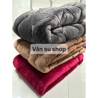 Chăn lông cừu dập nổi LV