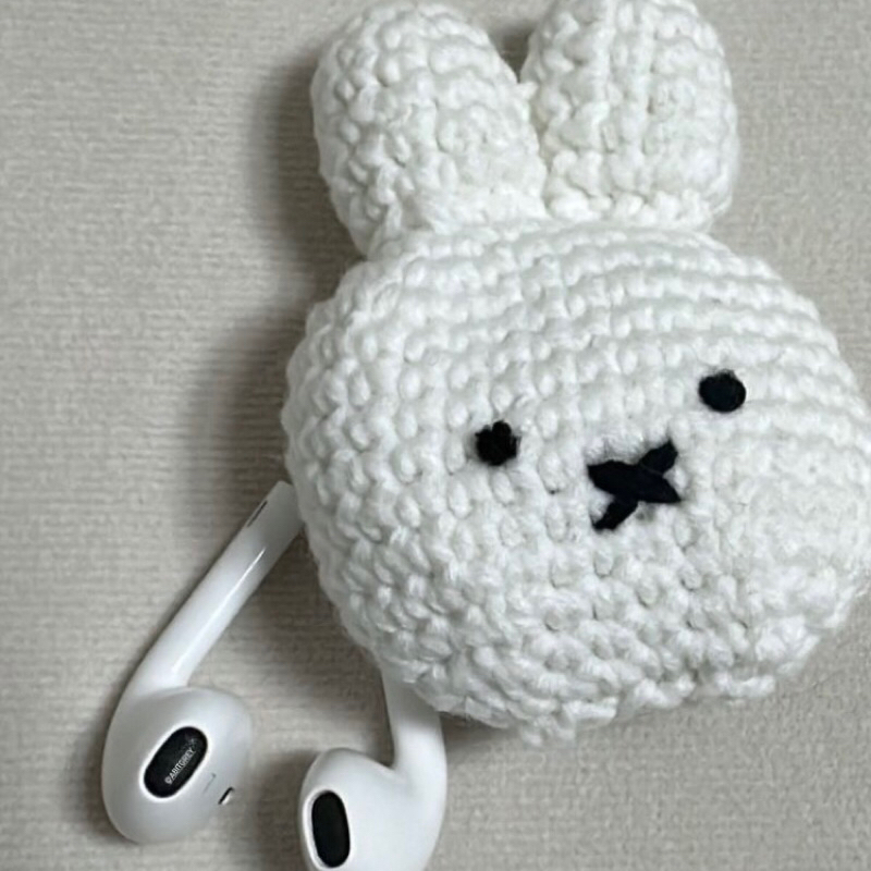 Túi len đựng tai nghe mini hình thỏ kèm khoen móc khoá - 3bee.crochet