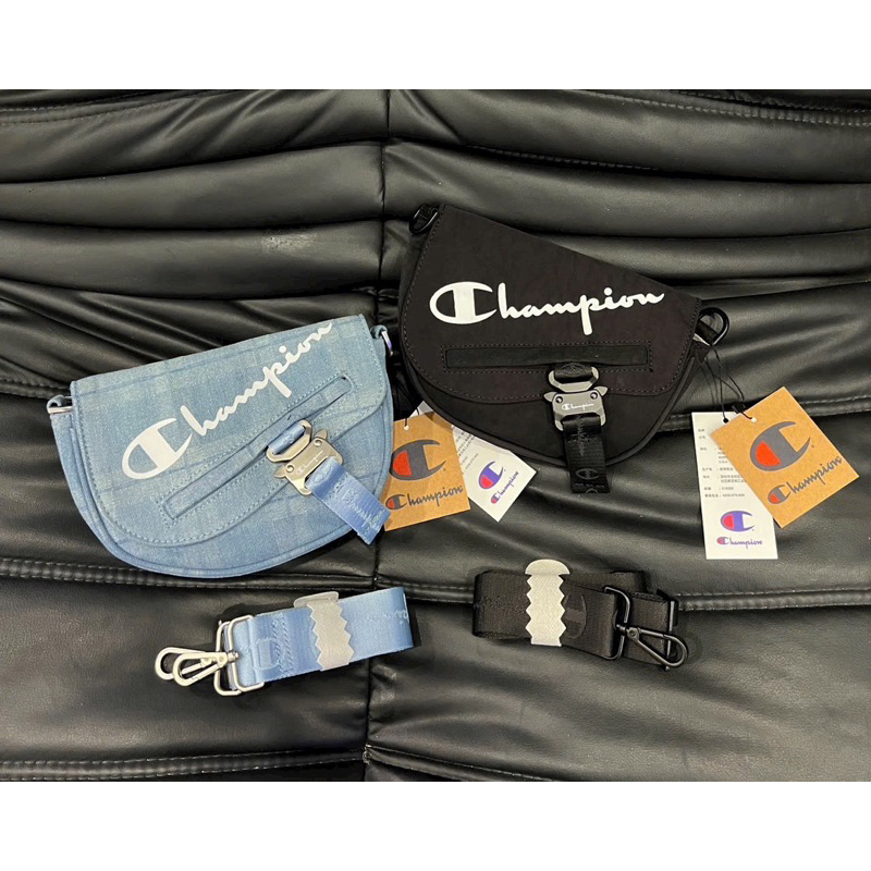 Túi đeo chéo champion denim