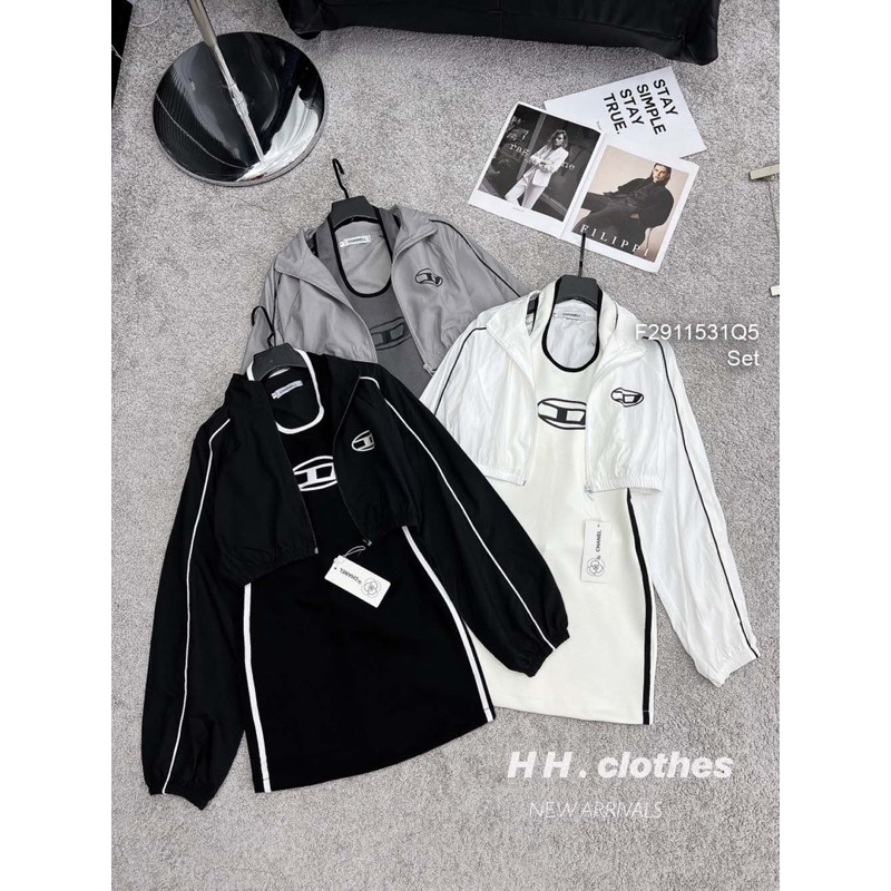 Set thể thao viền in logo áo khoác gió kéo khóa tay dài + đầm body cổ yếm 1123 thaotranshop90 [kèm ảnh thật chụp sàn]