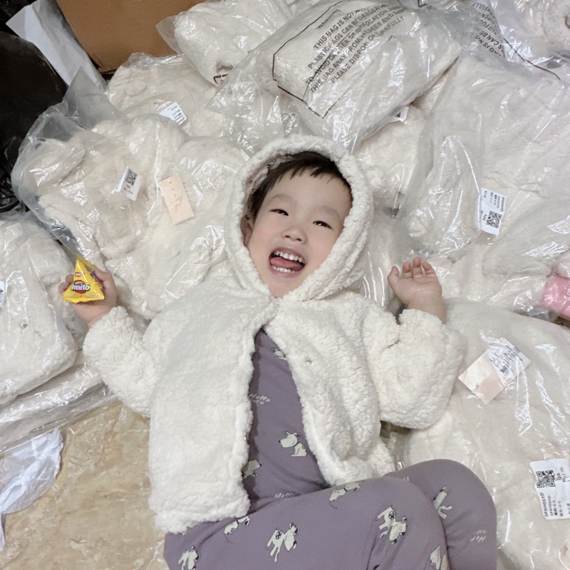 Áo khoác lông cừu trắng cho bé size từ sơ sinh