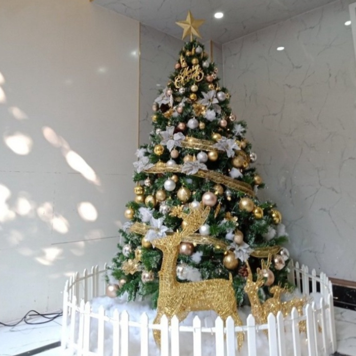 Cây Thông Noel 1m5 , 1m8 , 2m1 - Cây Thông Xanh Tán Dày Đầy Đủ Phụ Kiện Hàng Cao Cấp