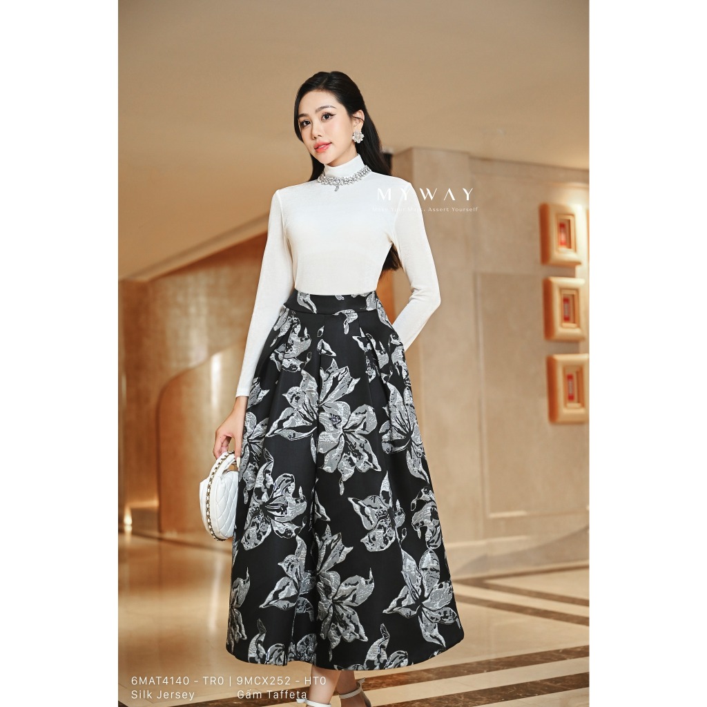 Chân Váy Nữ Dáng Xòe MY WAY Họa Tiết Hoa Tôn Dáng Sang Trọng 9MCX252 - HT0