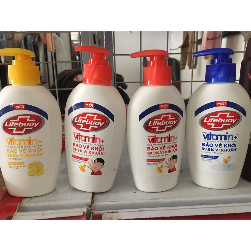 Nước rửa tay Lifebouy 180g