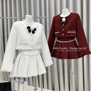 Set đồ dạ tweed nữ công sở áo khoác dạ dáng ngắn kèm tag hoa cài phối chân váy xếp ly xòe thời trang tiểu thư thiết kế