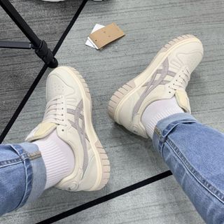 Giày Thể Thao Asics Court MZ Cream Black Gum, giày Asics đế xám, giày thể thao nam nữ cổ thấp, tăng chiều cao.