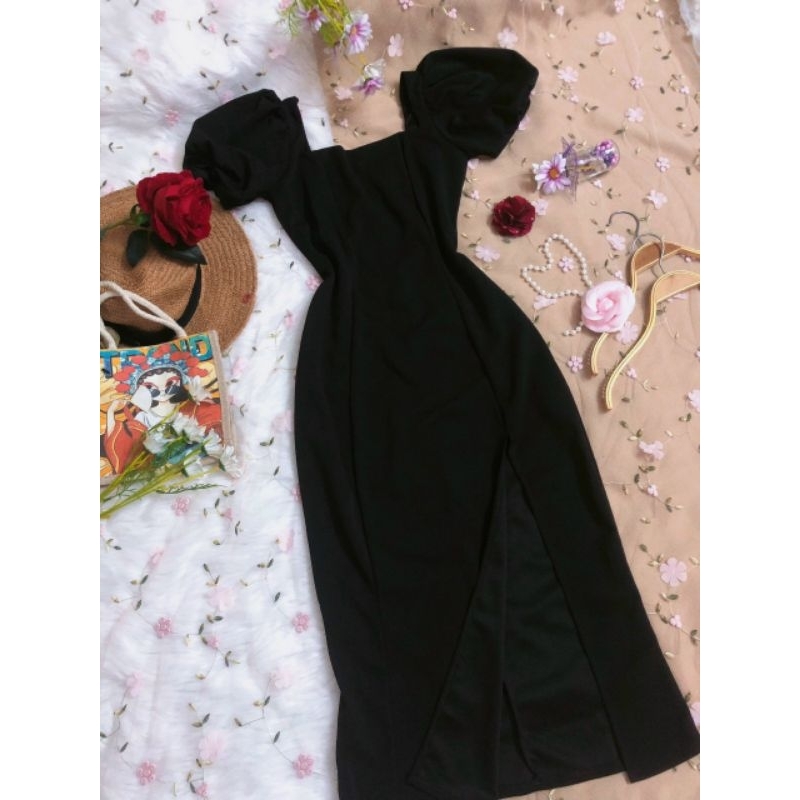 Đầm body suông xẻ tà sang chảnh