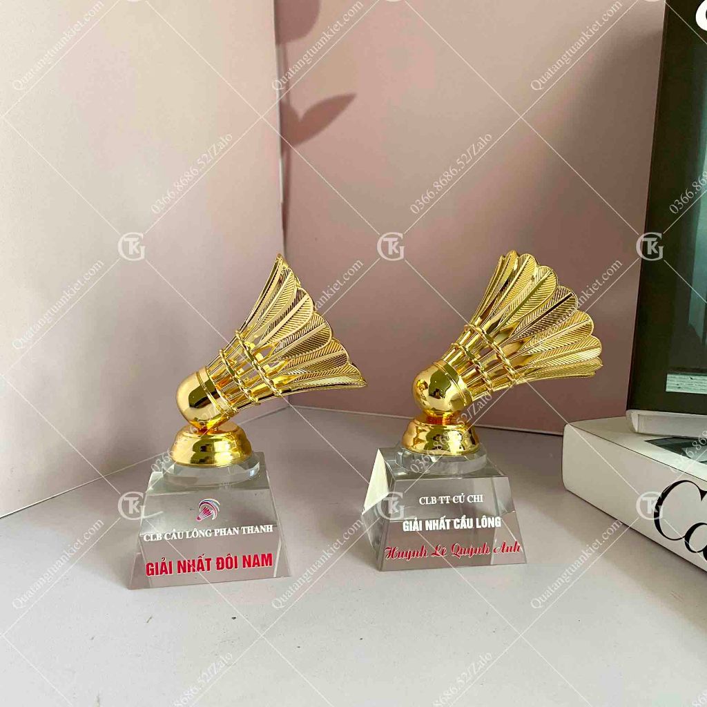 Cúp Pha Lê Môn Cầu Lông Thấp Mạ Vàng