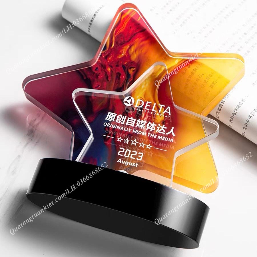 Kỷ niệm chương pha lê sao đôi