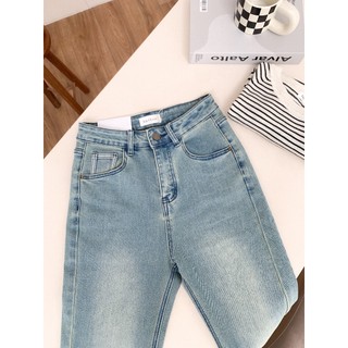 LIN CLOSET [QDL122] Quần jean BASIC ỐNG ĐỨNG PHỐI LAI DƯỚI 2CM