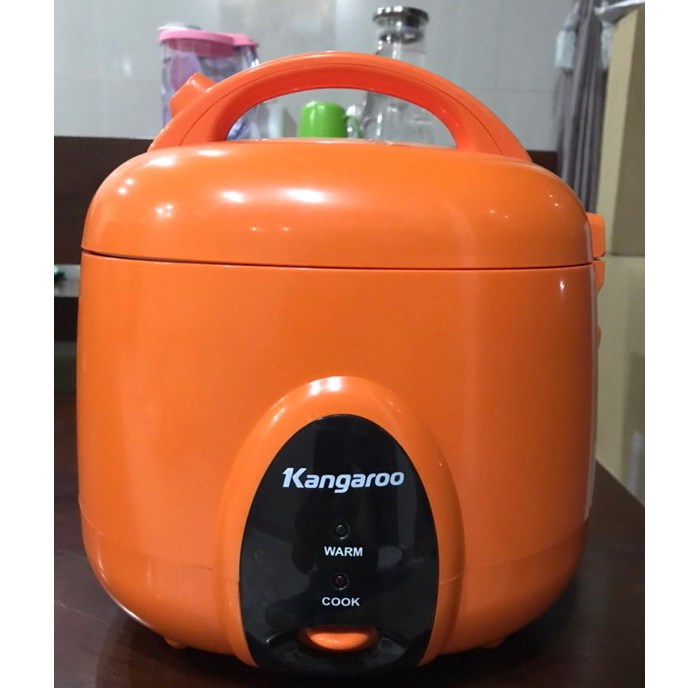 Nồi cơm điện Kangaroo 1.2 lít KG822 đỏ -Hàng Trưng bày lòng nồi chống dính